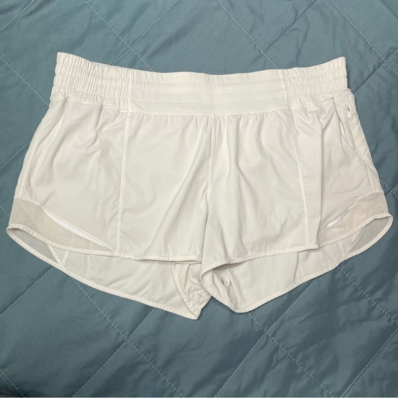 Lululemon Hotty Hot Shorts High Rise White 12 - Picture 3 of 8